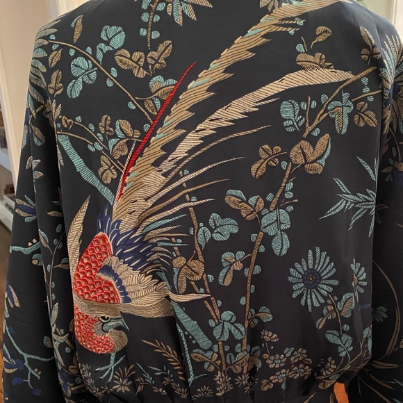 Beautiful Kimono Embroidered Blue  Small - Picture 3 of 16